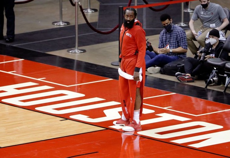NBA火箭哈登的赛场动态