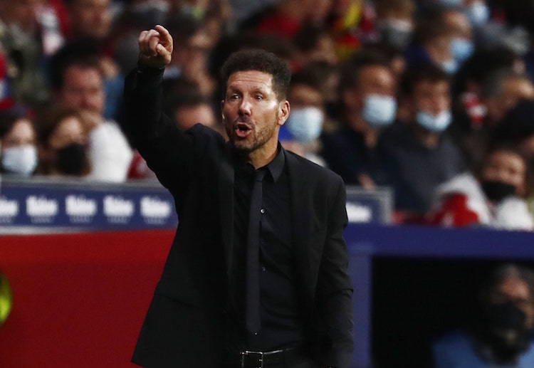 欧冠 马德里竞技的卡拉斯科正在尝试得分