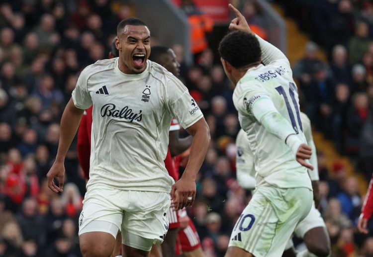 英超联赛  诺丁汉森林的吉布斯·怀特在第78分钟补射破门，将比分彻底锁定在3比0。