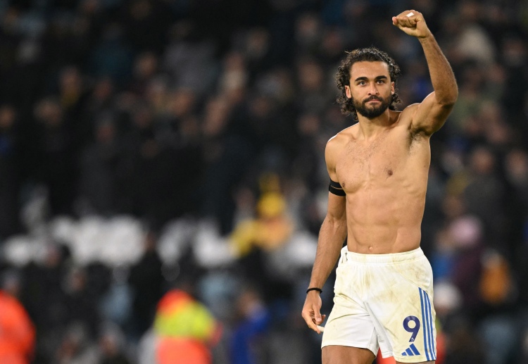 英超联赛 勒温在第72分钟补射破门,帮助利兹联将比分扩大至3比1并锁定胜局。